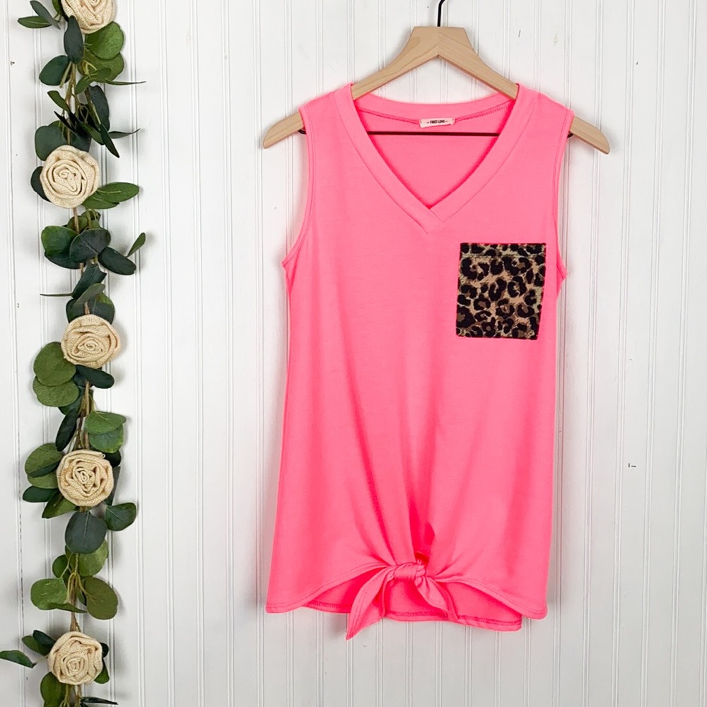 FIRST LOVE Sleeveless Top